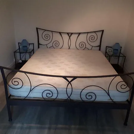 Chez Grand-mère *